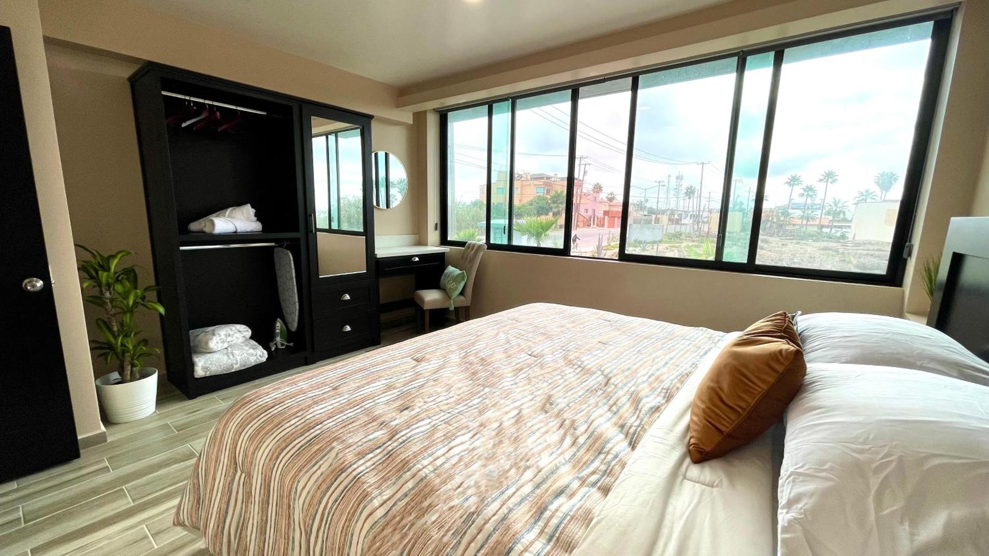 Luxury Condo Downtown ロサリト エクステリア 写真