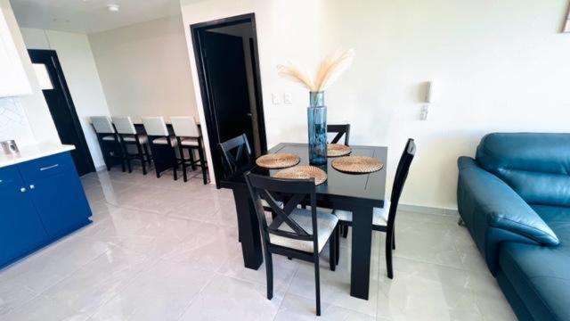 Luxury Condo Downtown ロサリト エクステリア 写真